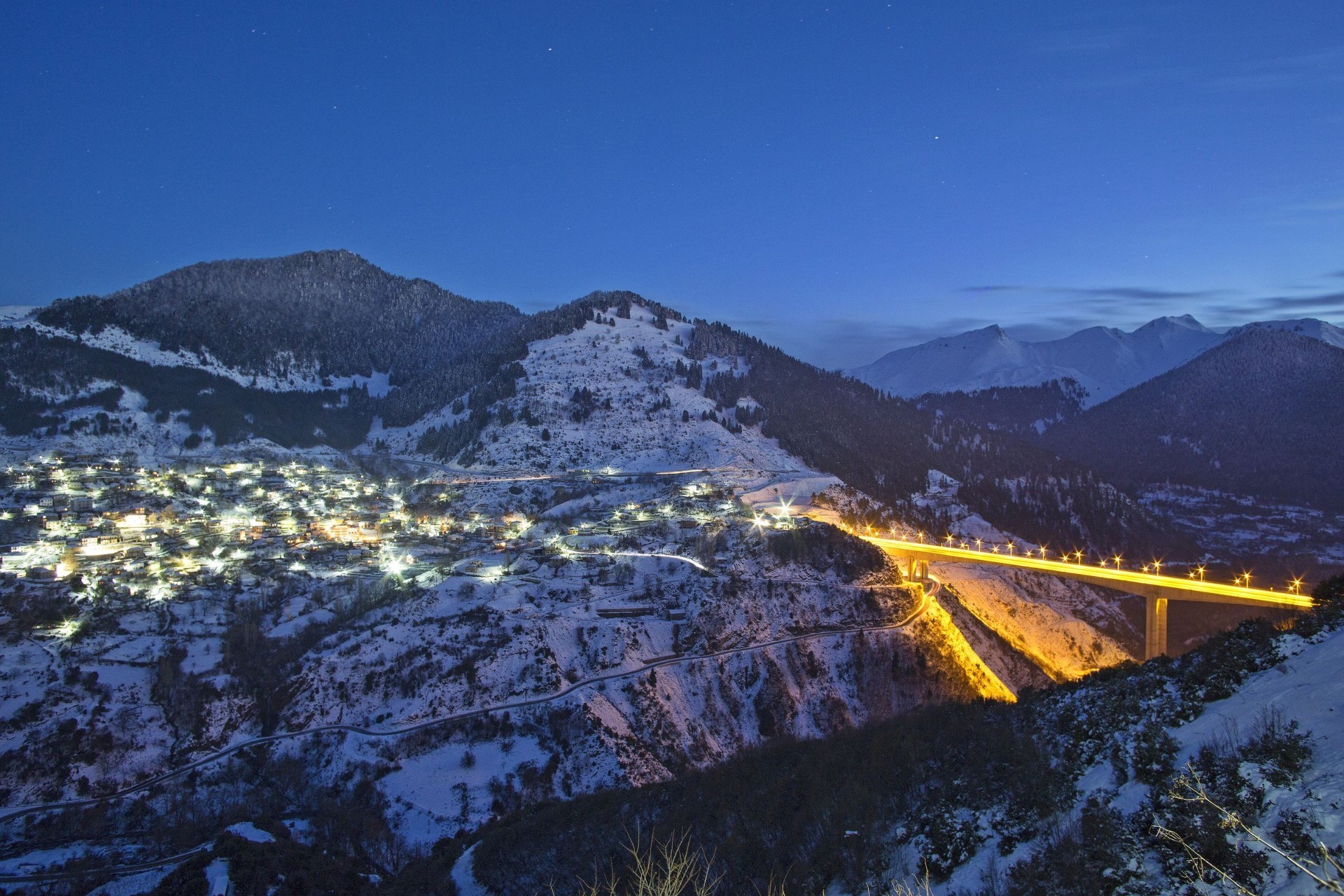 Grand mountain полная. Мецово Греция. Grand Forest Metsovo, Греция. Греция Мецово винодельня. Grand Forest Metsovo (горы пинд, материковая Греция).