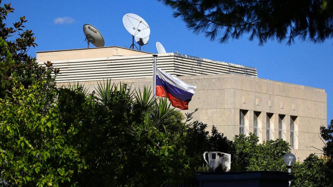 Russian embassy. Здание посольство Греции в РФ. Посольство СССР Афины. Российское посольство в Греции. Посольство России в Афинах.